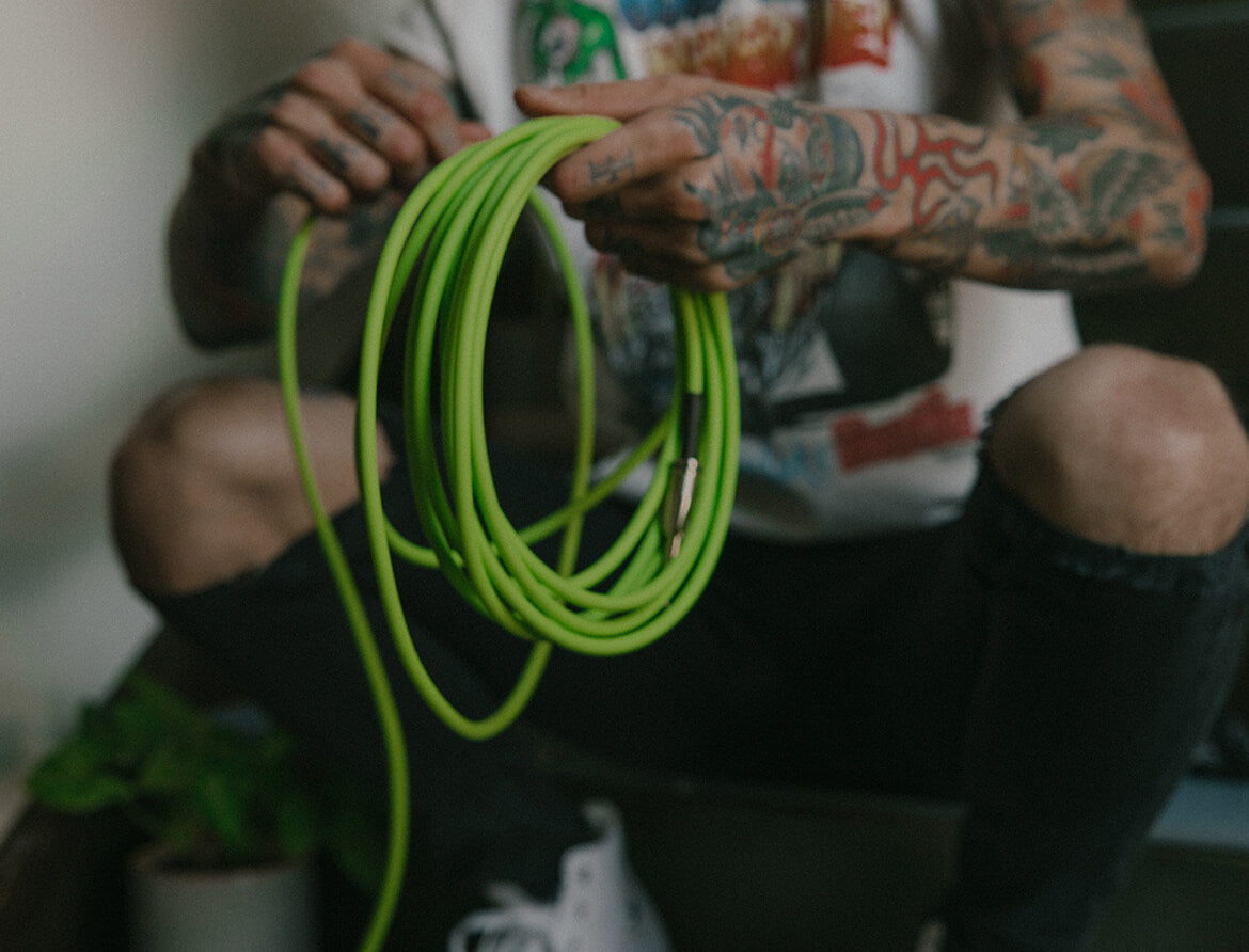 Ernie Ball Flex Instrument Cable Straight/Straight (10ft Glow in the Dark)