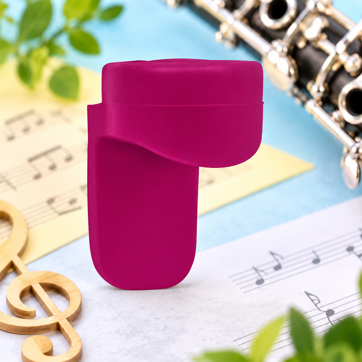 Sundry & Sound Co - Black Silicone Clarinet/Oboe Thumb Rest