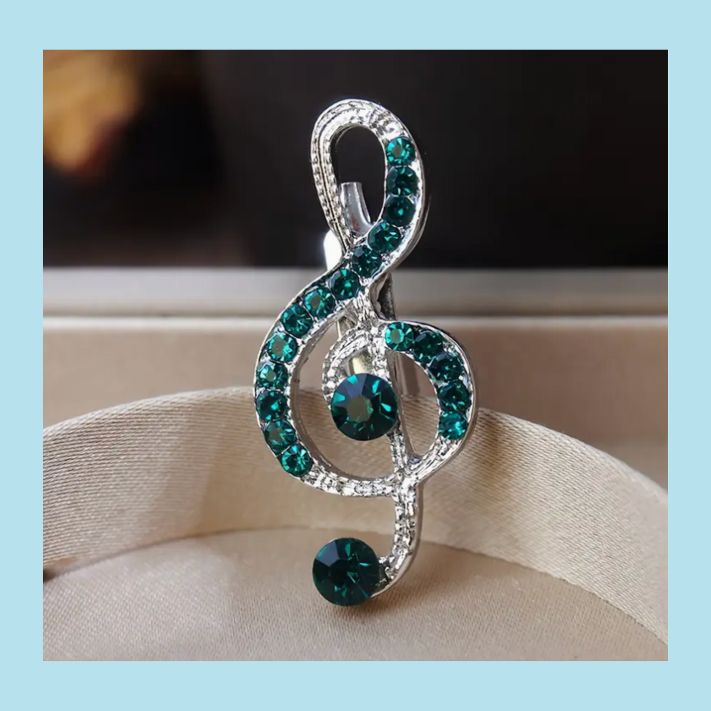 Silver Treble Clef Pin with Emerald Green Rhinestones