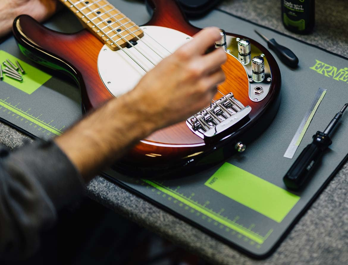 Ernie Ball - Instrument Maintenance Techmat